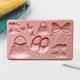 Plastikinė formelė masei "Kaspinėliai, bateliai, rankinukai" Plastikinė formelė masei "Kaspinėliai, bateliai, rankinukai"