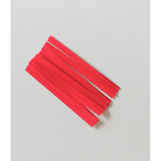 Raudonos juostelės maišelių uždarymui, 15 vnt., 13,7 cm Raudonos juostelės maišelių uždarymui, 15 vnt., 13,7 cm