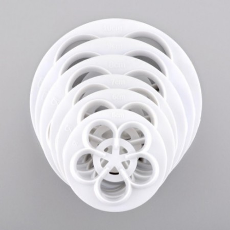 Rožių žiedlapių pjovikliai